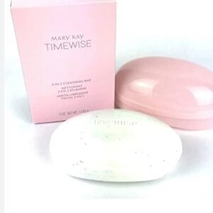 Mary Kay Timewise Cleansing Bar with Pink Case